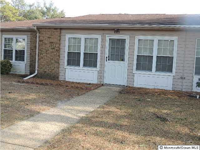 1st image of 77 Cambridge Circle #B