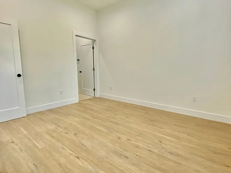 8821 Delco Ave #1 — Photo 19