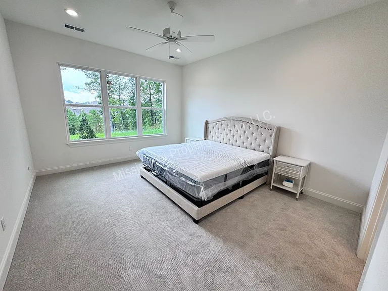 721 Primrose Dr — Photo 27