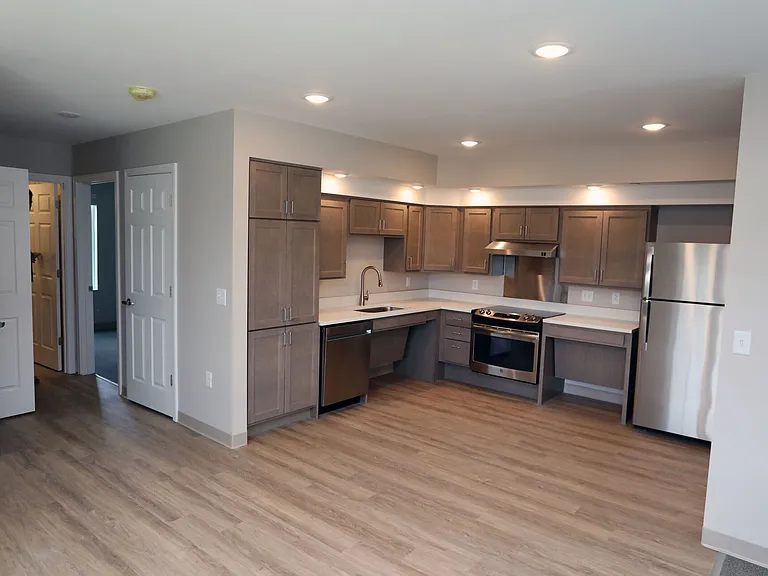 184 N Franklin St — Photo 5