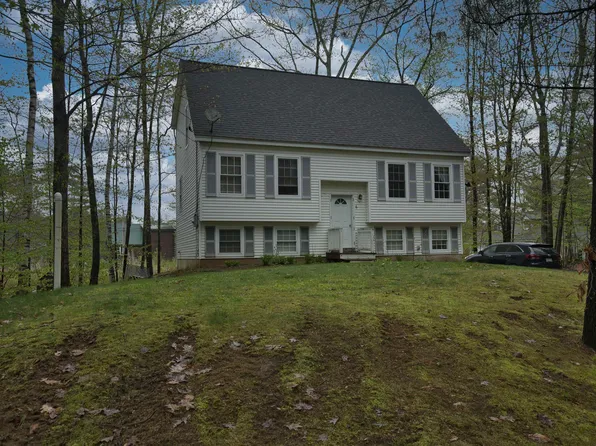6 Friar Tuck Road, Canterbury, NH 03224