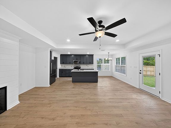 2nd image of 1407 Baymeadows Dr