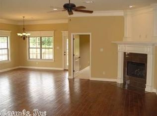 31 Pennsylvania Ct, Little Rock, AR 72223