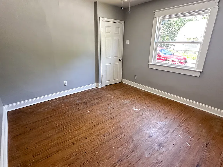 8001 Euclid Ave — Photo 19