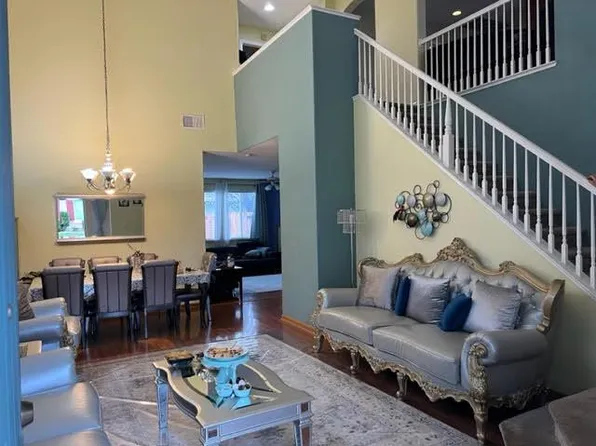 147 Aviator Cir, Sacramento, CA 95835