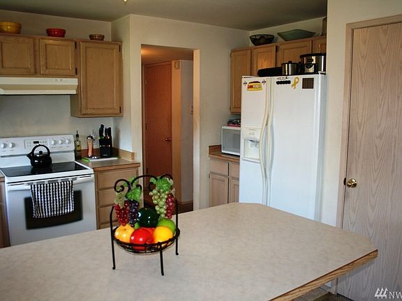 5th image of 15922 42nd Avenue Ct E