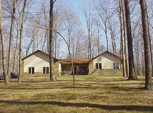 8663 Autumn Lake Rd, Morgantown, IN 46160