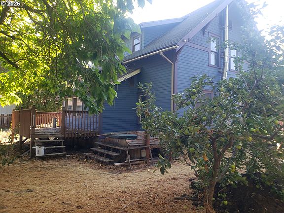 2nd image of 307 3rd St