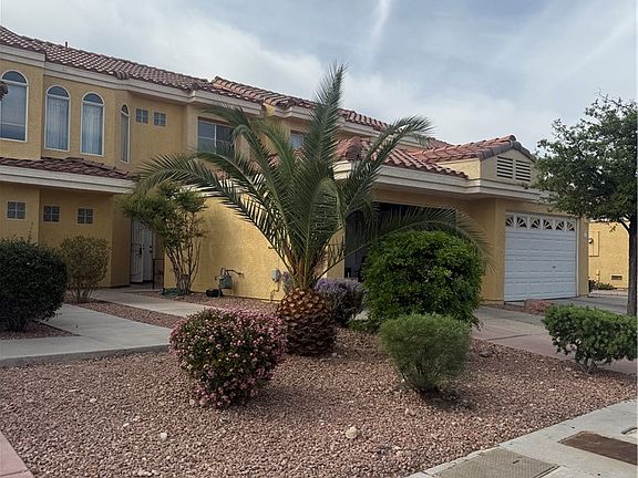 4th image of 9285 Casa Christina Ln