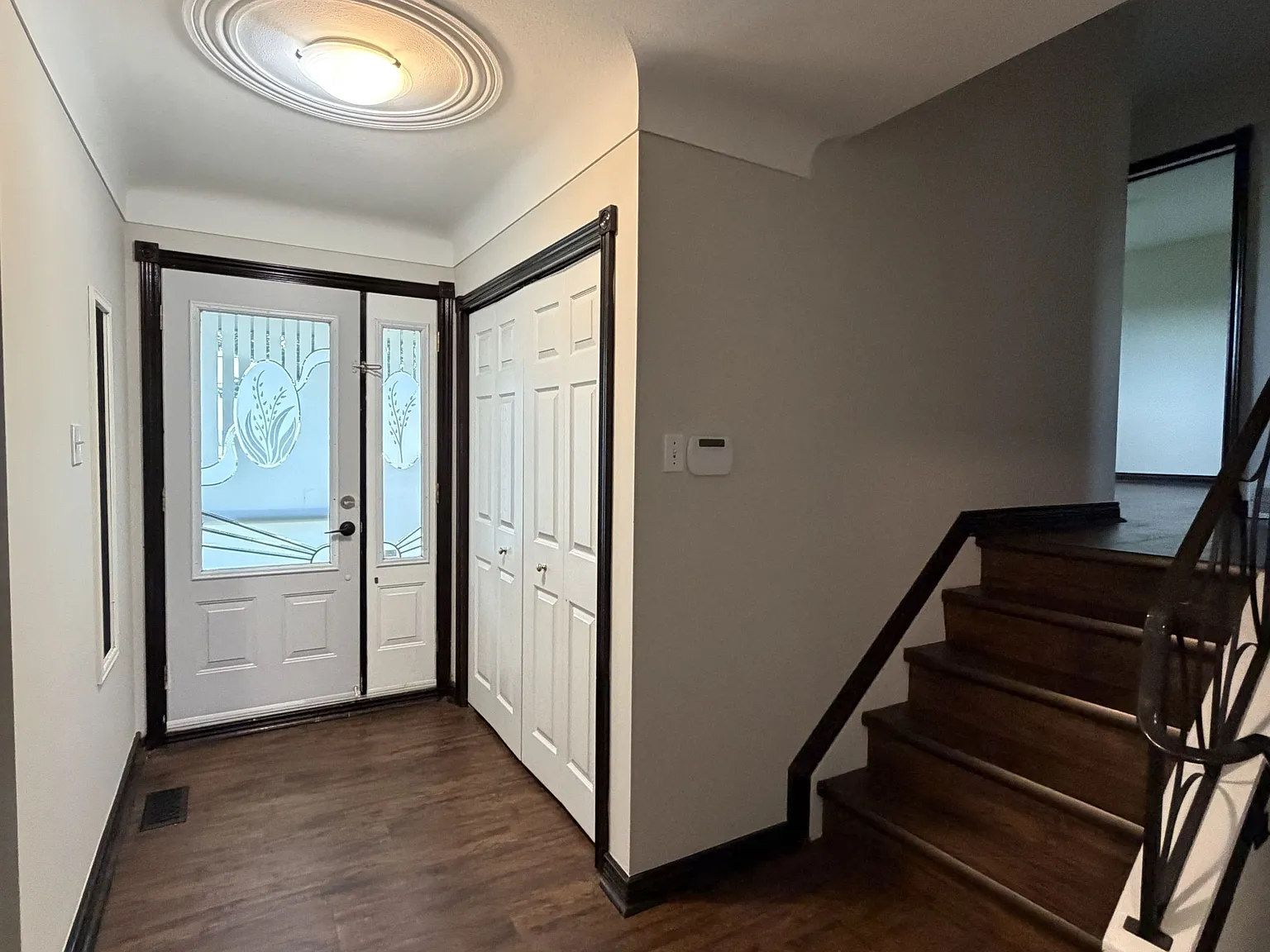 3 bed, $2,950 — Photo 2