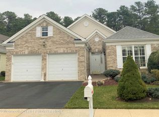 15 Gables Way, Jackson, NJ 08527