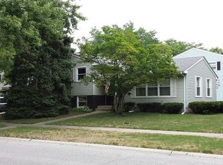 1649 Bluebird Dr, Munster, IN 46321