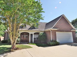 5961 Vermelle Dr, Tupelo, MS 38801