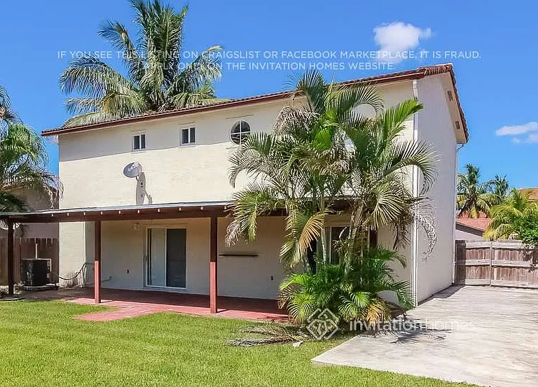18118 SW 154th Ct — Photo 19