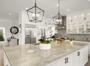 207 Loch Lomond Rd, Rancho Mirage, CA 92270