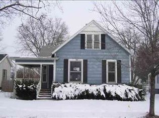 707 W Macarthur Ave, Bloomington, IL