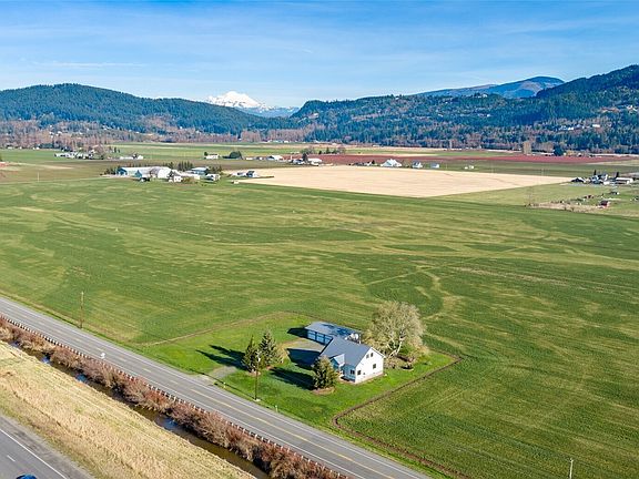 4th image of 19653 Cedardale Road