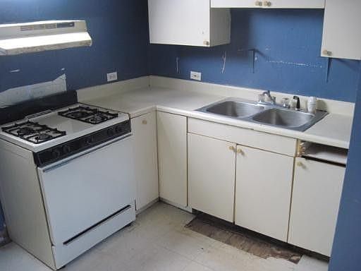 5th image of 2238 N 73rd Ct