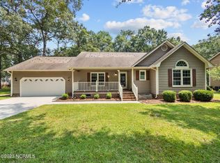 1149 Lakeview Ave, Richlands, NC 28574