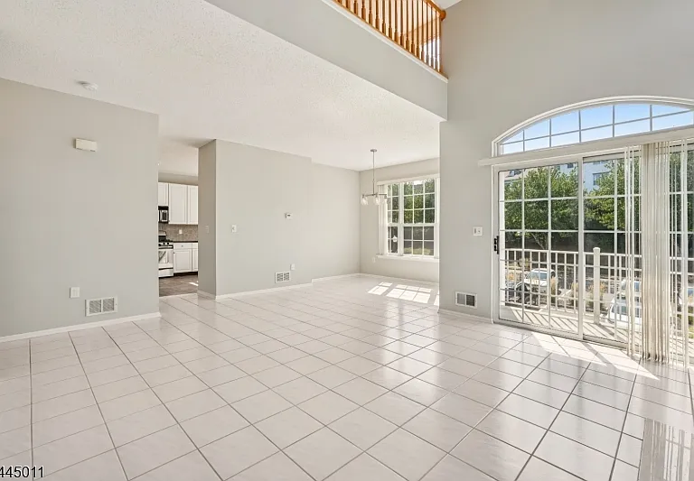 43 Hancock Dr — Photo 7
