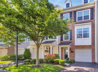 63 Rialto Way, Patchogue, NY 11772