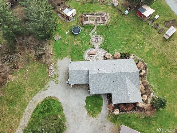 4th image of 35917 16th Avenue Ct S