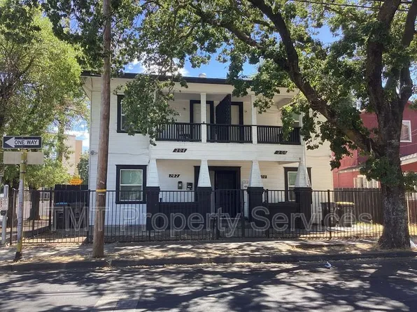 202 W Oak St, Stockton, CA 95203