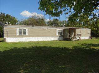 306 N Chase St, Nowata, OK 74048