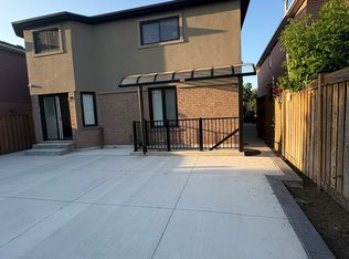 5952 Grossbeak Dr, Mississauga, ON L5N 6B3