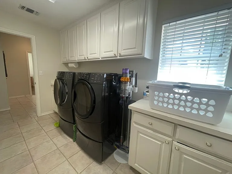 558 Timber Ridge Dr — Photo 31