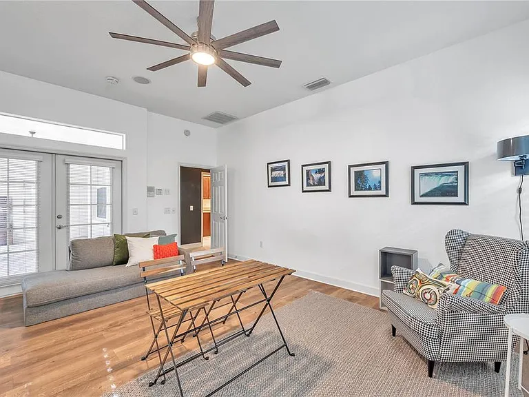 1507 W Windhorst Rd — Photo 36