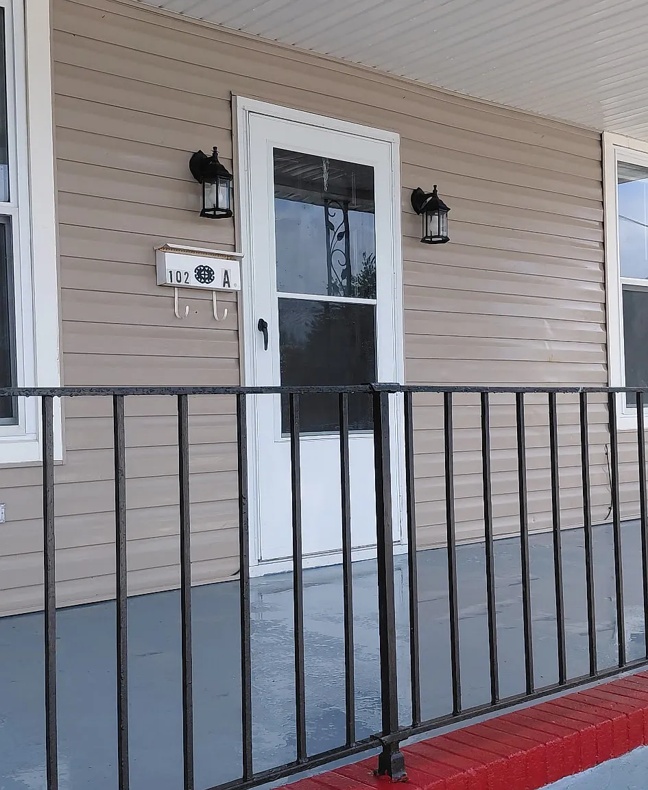 102 Delaware Ave — Photo 3