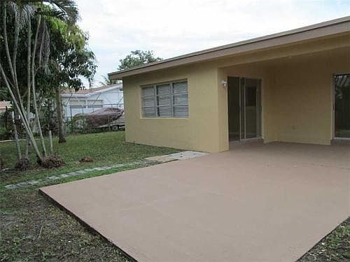 3rd image of 10860 NW 29th Ct