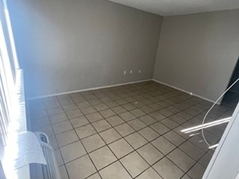 1st image of 632 W 13th St N #1340