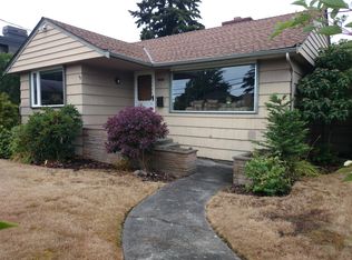 5302 SW Genesee St, Seattle, WA 98116