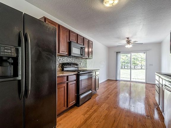 5th image of 1862 Prominence Dr