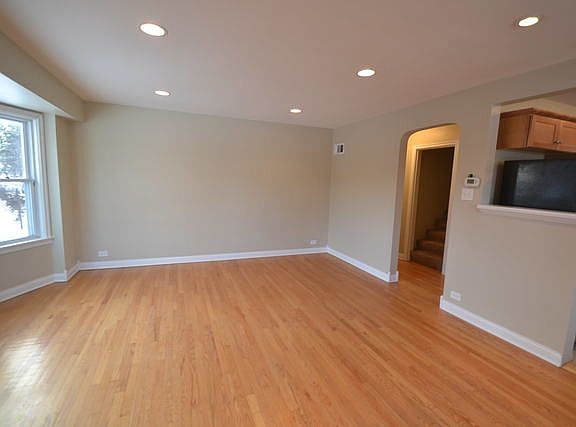3rd image of 1338 Hazel Ct