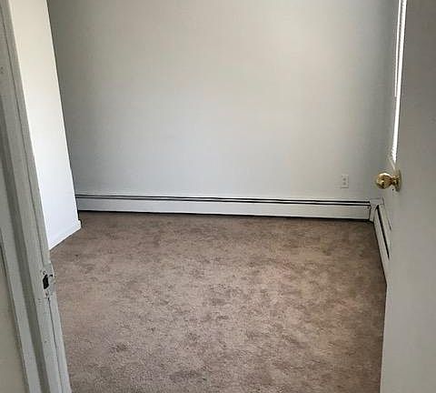 5th image of 367 Elmwood Ave #E5