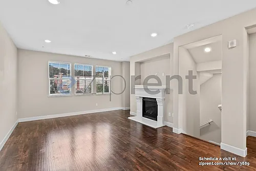 25937 Dollar St Photo 1