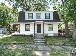 315 SW 15th St, Topeka, KS 66612