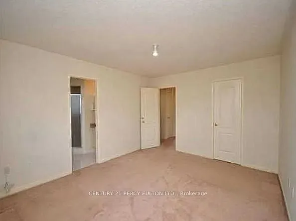 4010 Coachman Cir #L5M-6Y5 — Photo 20