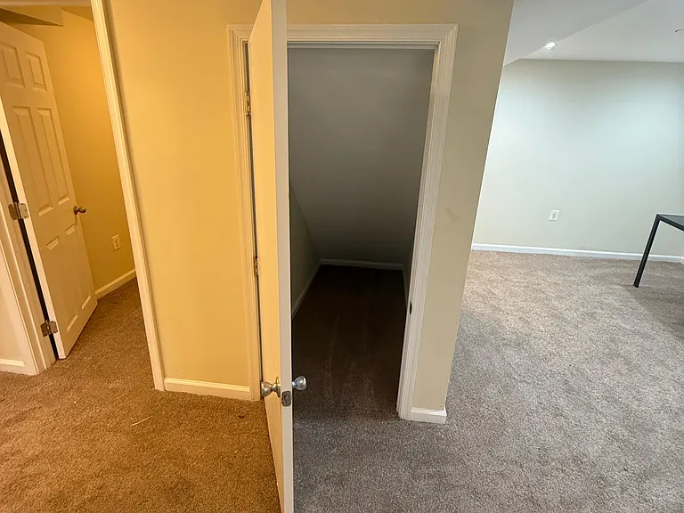 2301 Iverson St #4 — Photo 3