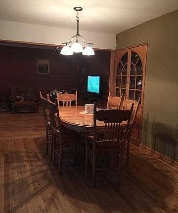 4th image of 7010 Eliot Ave