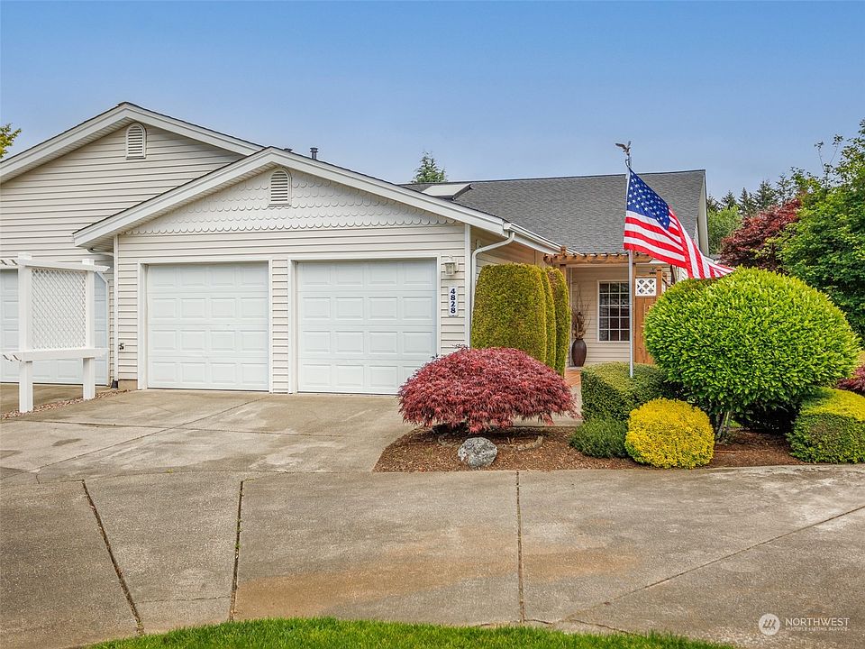1st image of 4828 Stratford Lane SE