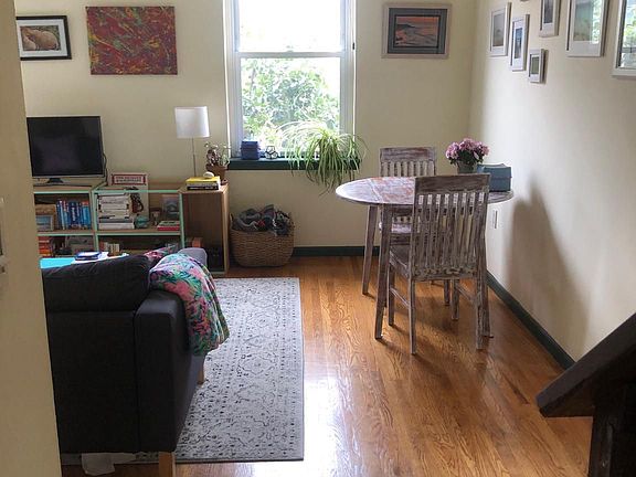4th image of 621 S 10th St Floor 2