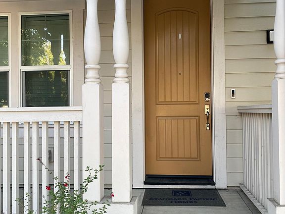 2nd image of 735 N 11th St