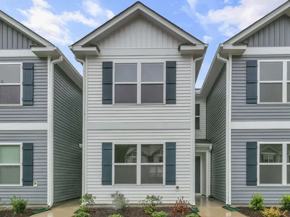 162 Holmes Corner Dr, Smithfield, NC 27577