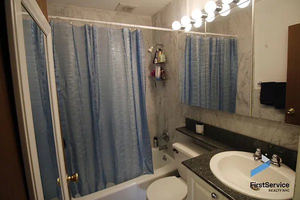 Rented by FirstService Realty (legacy) | media 15