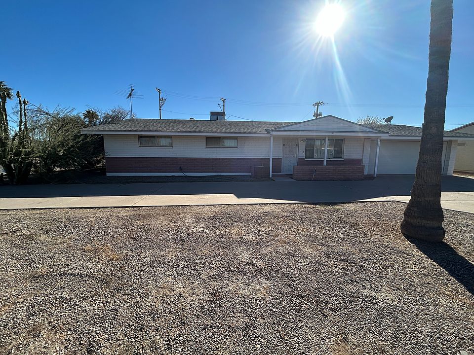 2nd image of 8977 W Santa Cruz Blvd