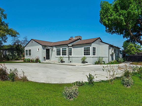 3rd image of 4904 Sancola Ave